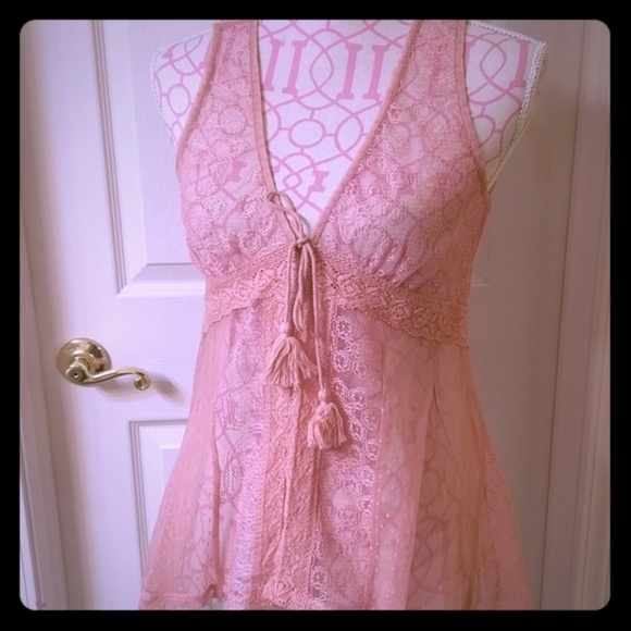 Maurices Tops - Maurices lace tunic size small like NEW